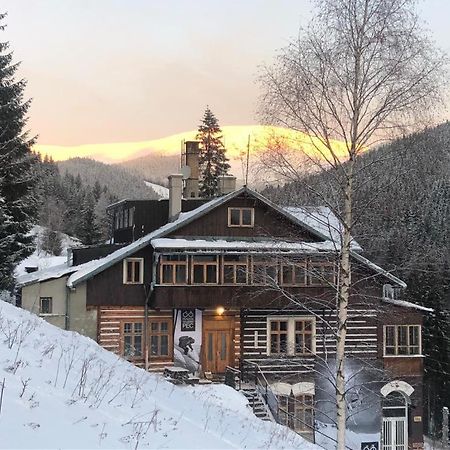 Penzion Skibikepec Pec pod Snezkou Bagian luar foto