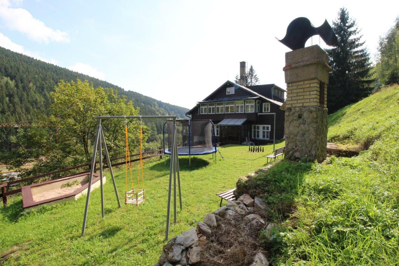 Penzion Skibikepec Pec pod Snezkou Bagian luar foto