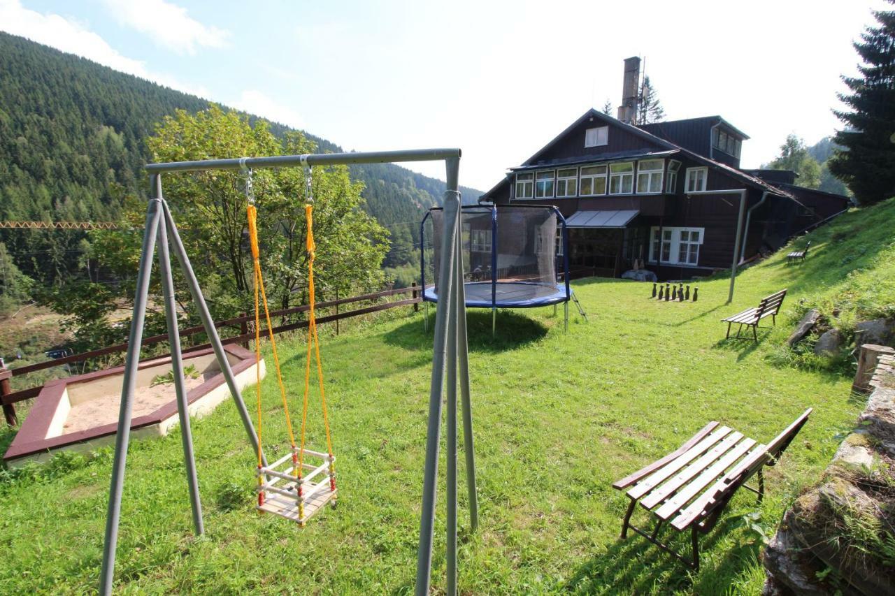 Penzion Skibikepec Pec pod Snezkou Bagian luar foto